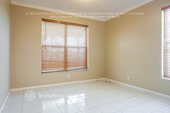 Foto del edificio - 7697 Springfield Lake Dr
