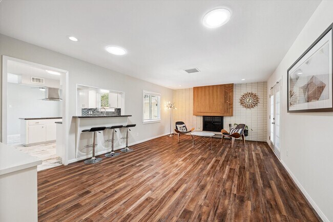 Building Photo - 7822 Braesview Ln