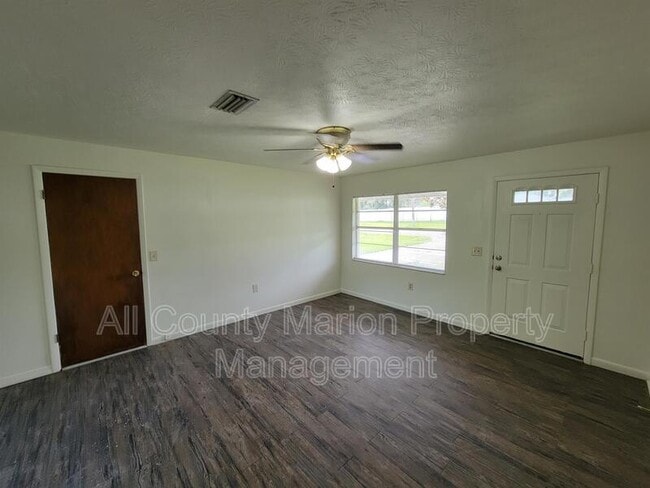 Foto del edificio - 3095 SE 49th Pl