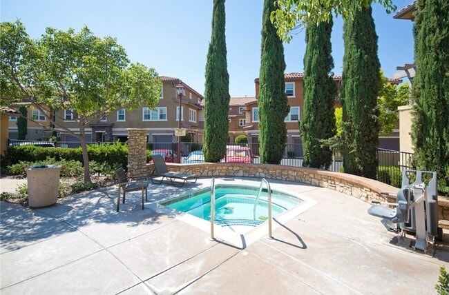 Building Photo - 85 Via Sovana