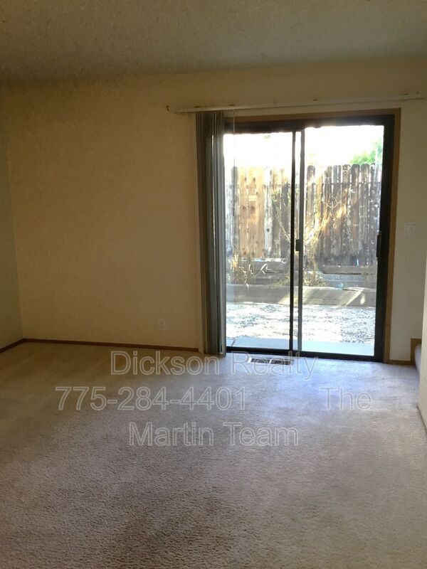 Building Photo - 4985 W 7th St