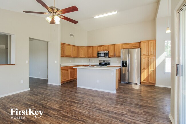 Building Photo - 4139 W Solar Dr