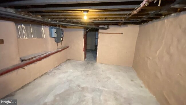 Building Photo - 534 Green St