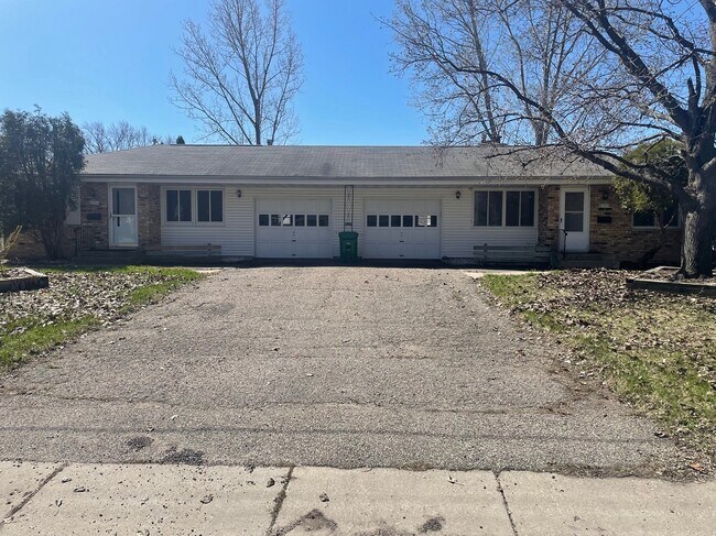 Foto del edificio - 8705 W 35th St