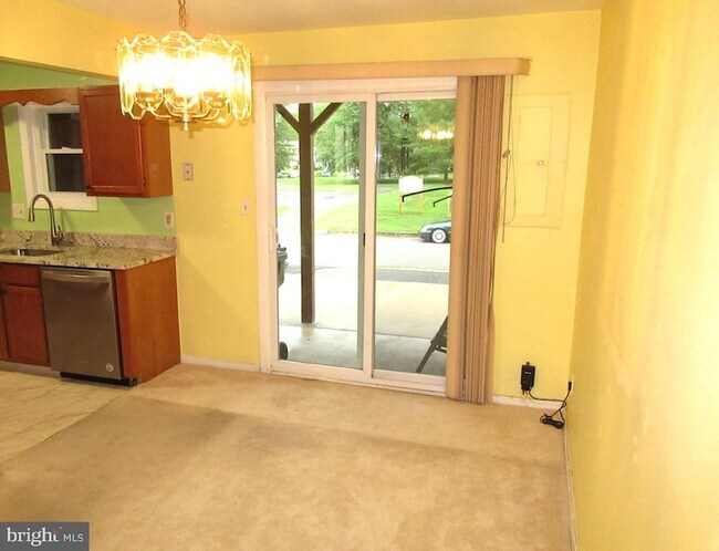Foto del edificio - 227 E Green Valley Cir