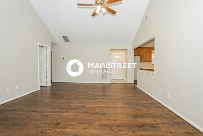 Building Photo - 4 Bedroom Pet-Friendly Home in Magnolia, TX with Main Street Renewal