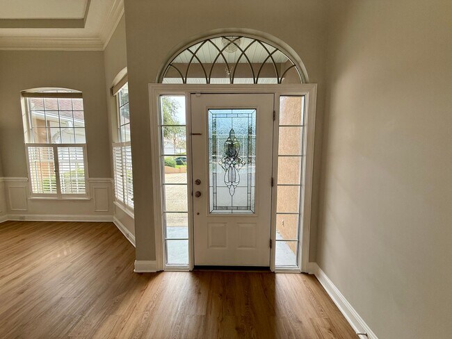 Foto del edificio - Spectacular Eagle Harbor Pool Home with Lagoon & Preserve Views!