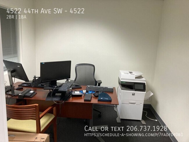 Foto del edificio - 4522 44th Ave SW