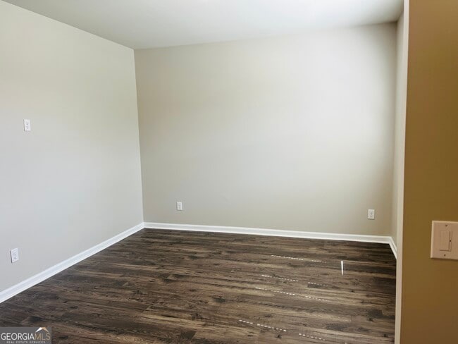 Foto del edificio - 19 White Spruce Wy