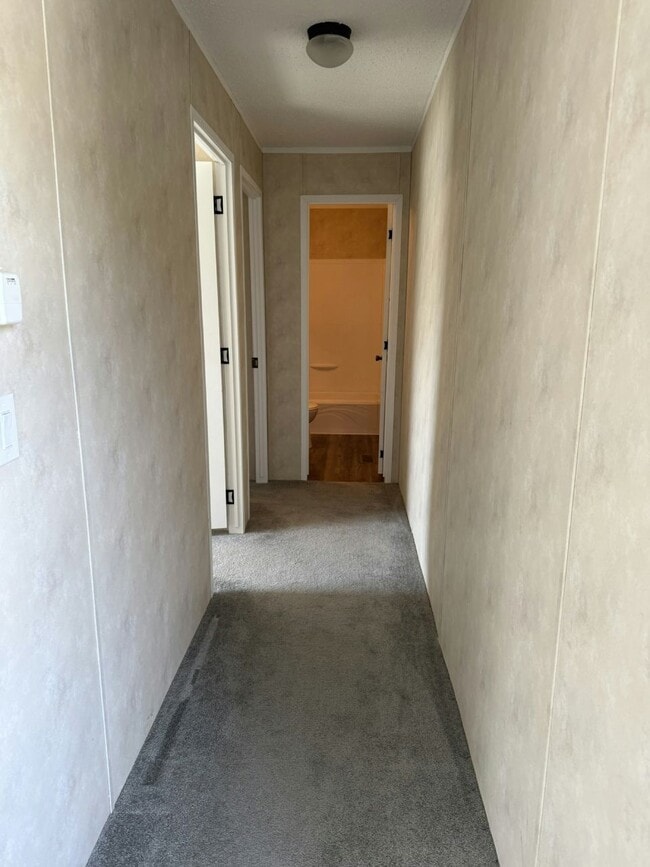 Foto del edificio - 49440 Maple St