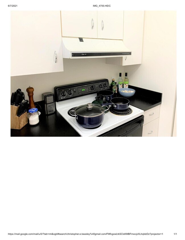 Foto del edificio - 217 Thorndike St