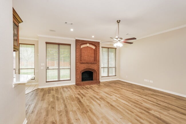 Foto del edificio - 708 St Johns Dr