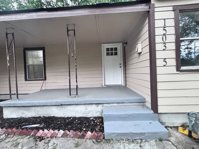 Building Photo - For Rent: Freshly Remodeled 3-Bed, 2-Bath ...