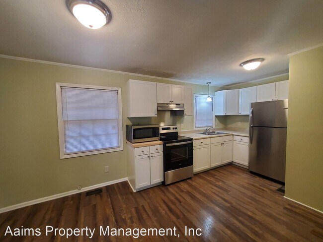 Foto del edificio - 3 br, 2 bath House - 202 Bertram Pl.