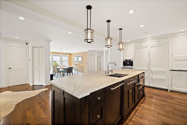Foto del edificio - 4Bd/4.5Ba Medina House