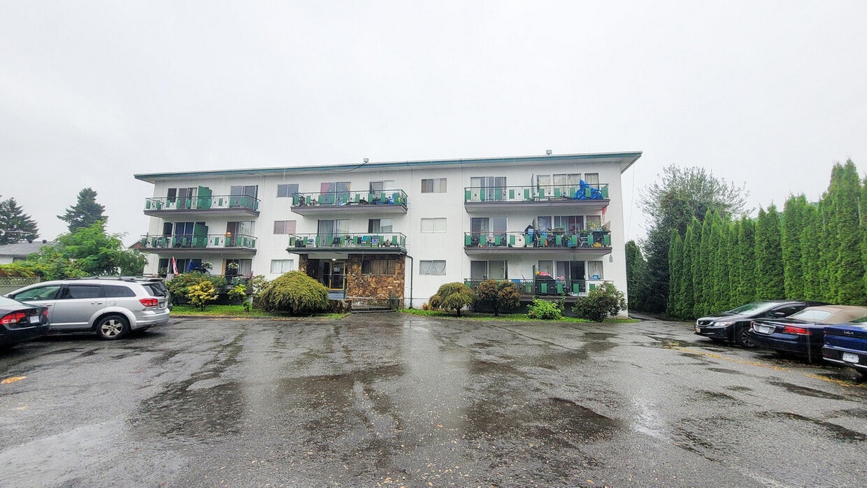 Photo du bâtiment - Mainstreet on Yale Apartments