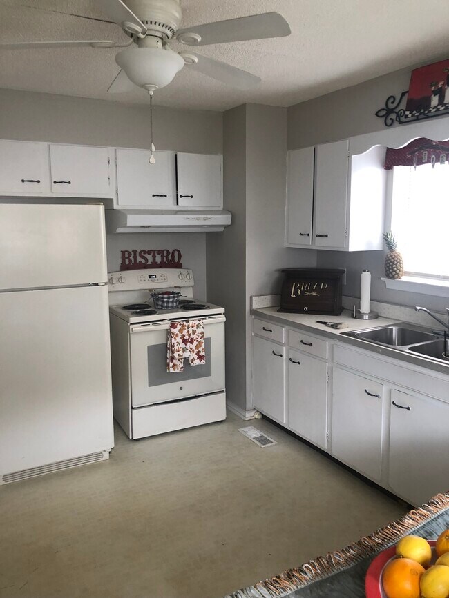 Foto del edificio - 104 Santeelah St