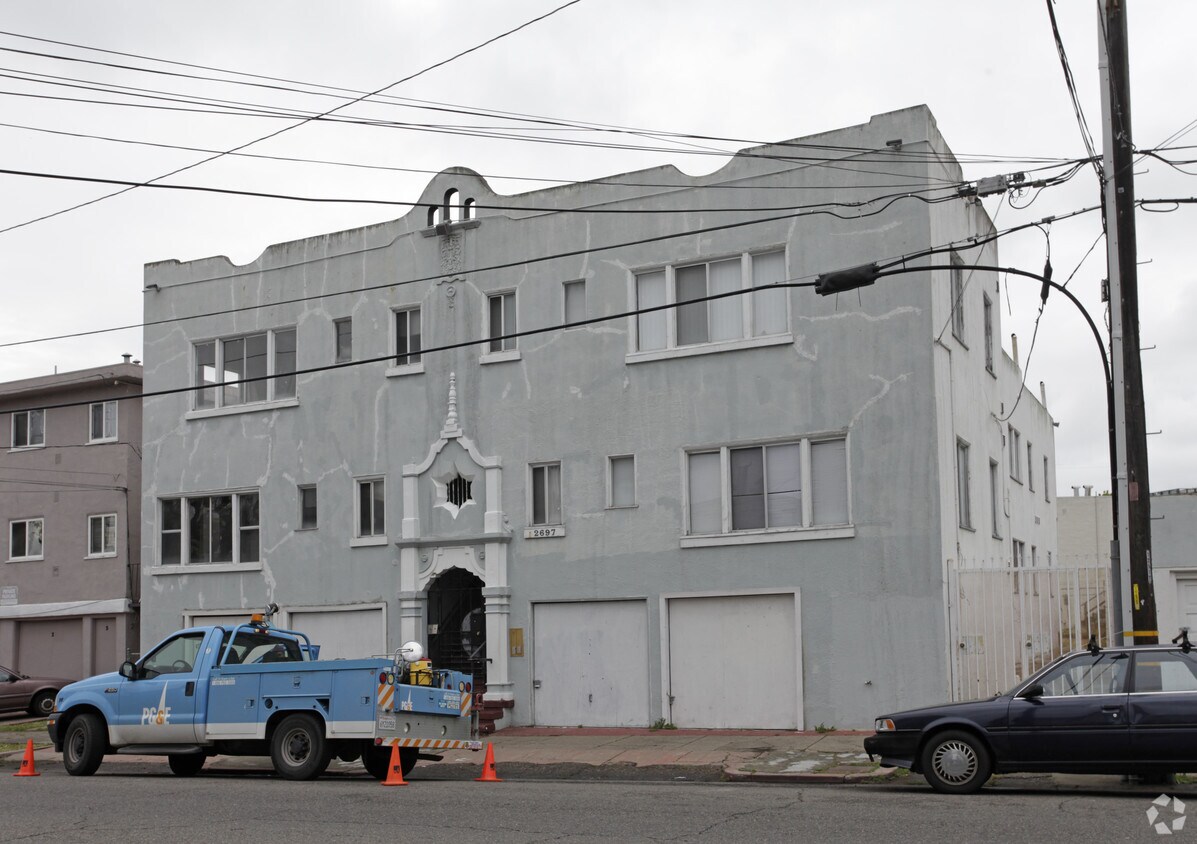 Primary Photo - 2697 Havenscourt Blvd