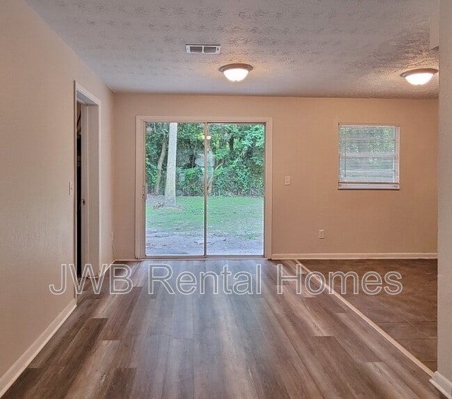 Building Photo - 2414 Coleman Ct