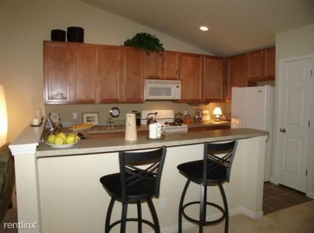 Foto del edificio - 122 W Oakbrook Dr