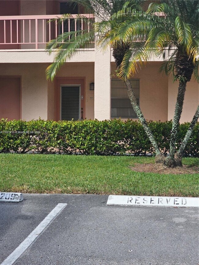 Building Photo - 1106 Bahama Bend