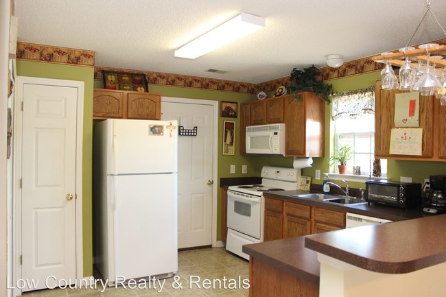 Building Photo - 3 br, 2 bath House - 53 Sandy Pointe Drive