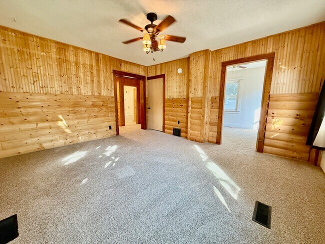 Foto del edificio - 802 2nd St NW