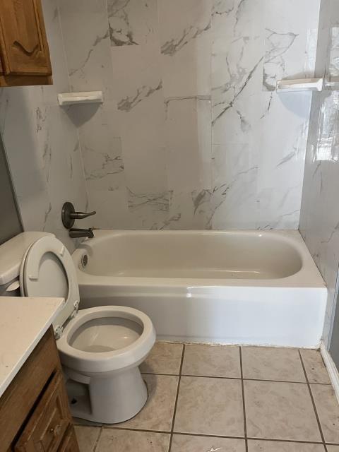 Foto del edificio - 7705 Debbie Dr