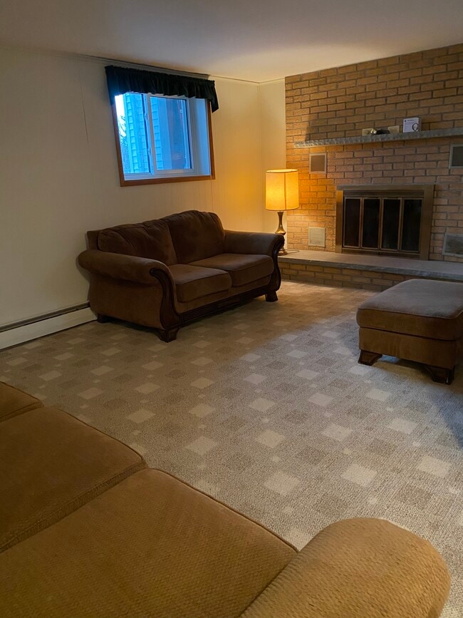 39 E South St Unit 1, Geneseo, NY 14454 Apartments in Geneseo, NY