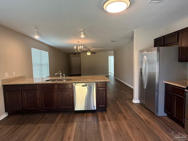 Foto del edificio - 10881 Chippewa Way