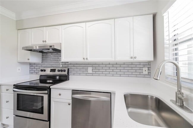 Foto del edificio - 505 E Palmetto Ave