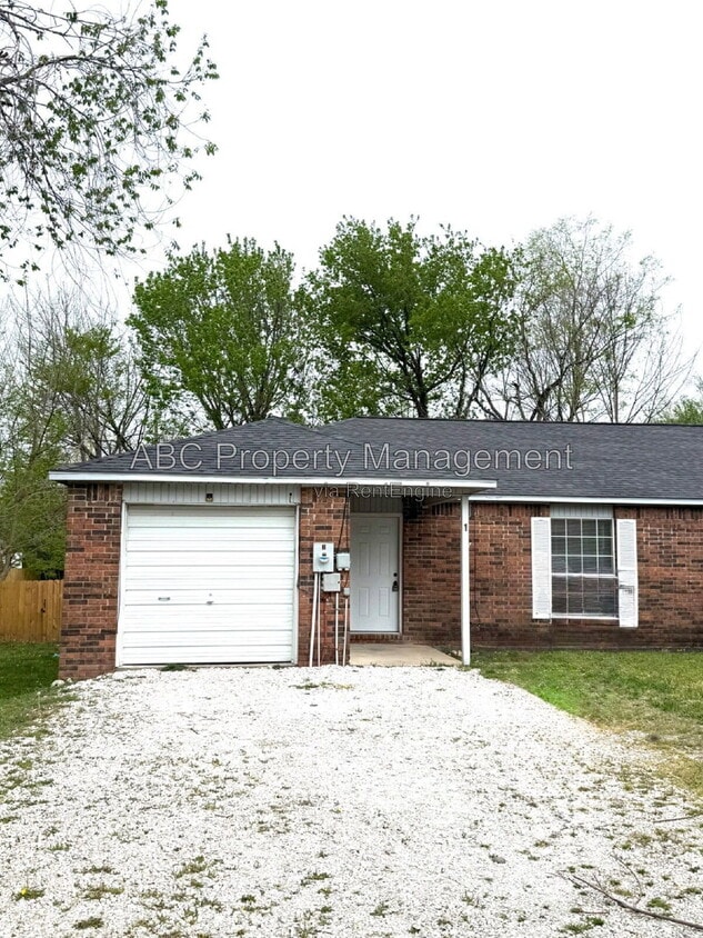 Photo - 306 East Thurman Street