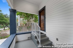 Primary Photo - 120 E Magnolia Ave