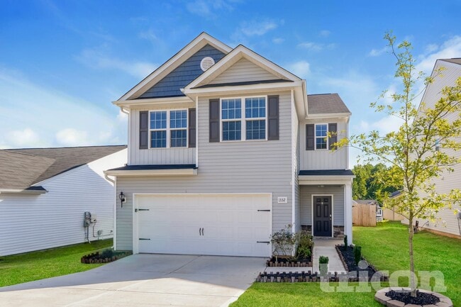 Building Photo - 1332 Waylon Ave