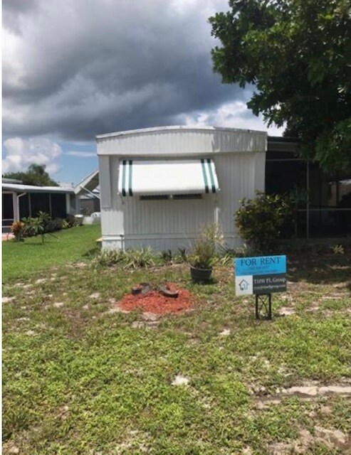 Foto del edificio - 7234 SE Redbird Cir