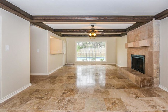 Foto del edificio - 1422 Grand Valley Dr