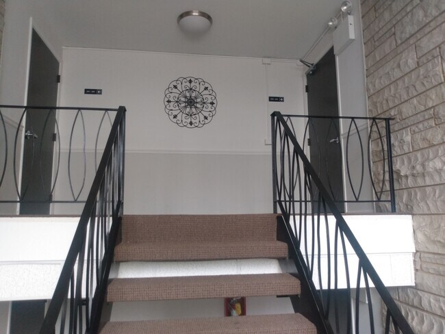 Building Photo - 212 Collen Dr