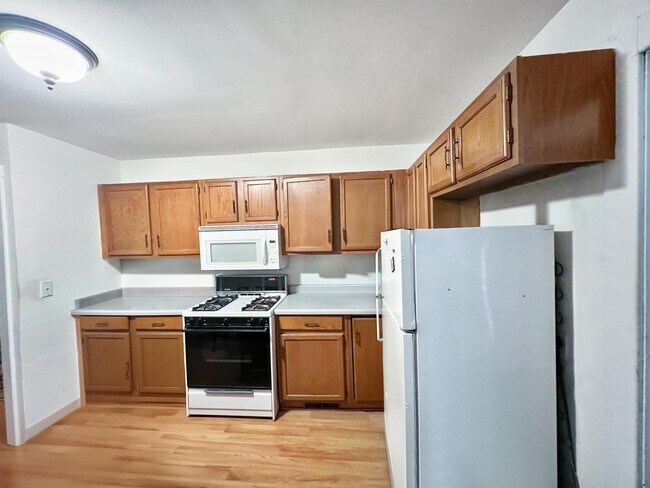 Foto del edificio - 626 W Olin Ave