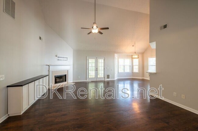 Building Photo - 2638 English Oaks Ln NW