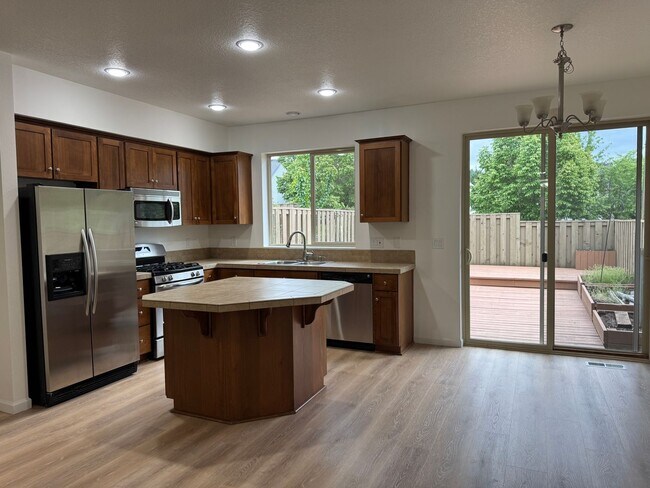 Foto del edificio - 3 Bedrooms | 2.5 Bathrooms | 1-Car Garage