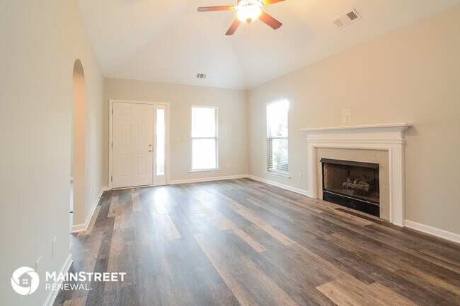 Building Photo - 568 Fox Run Cir