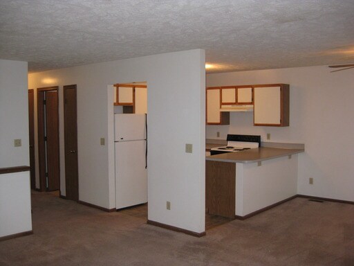 Building Photo - 2301 SW 19th St