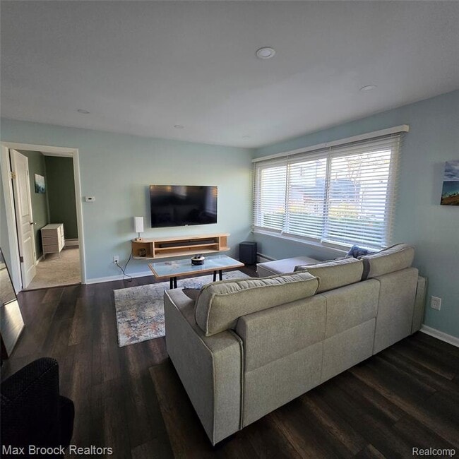 Foto del edificio - 805 S Winding Dr