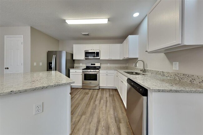 Building Photo - 11939 Sonora Springs Dr