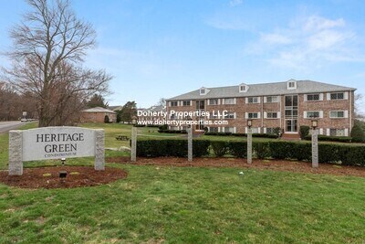 Building Photo - 67 Fernview Ave