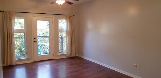 Foto del edificio - 125 Clingman Ave