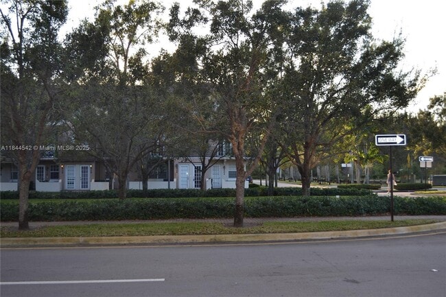 Building Photo - 1008 SW 147th Ave