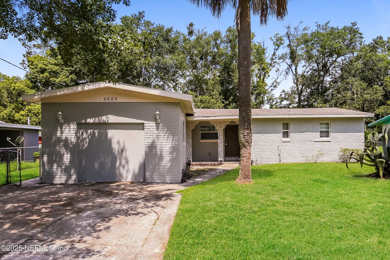 Foto principal - 5023 Donnybrook Ave