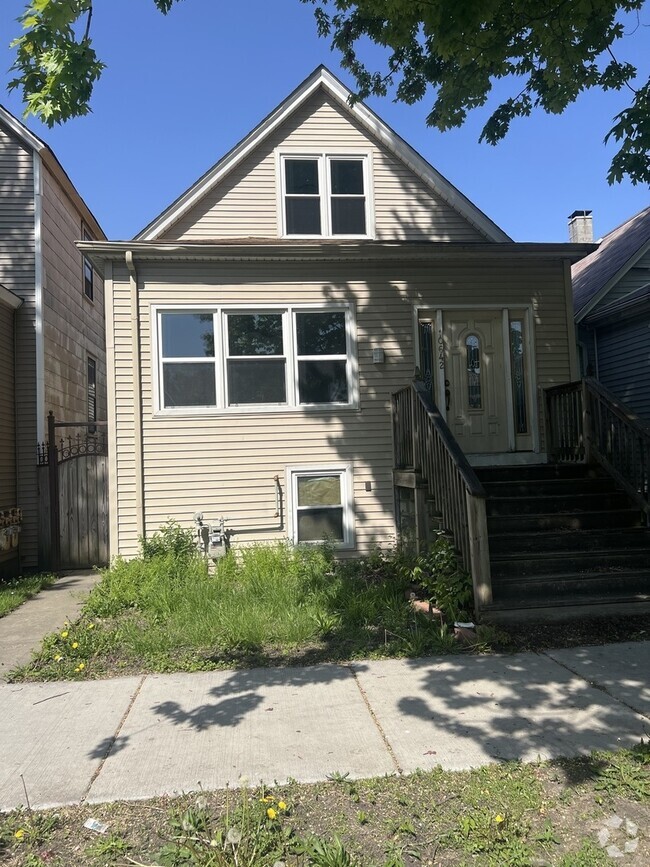 Building Photo - 10642 S Calhoun Ave