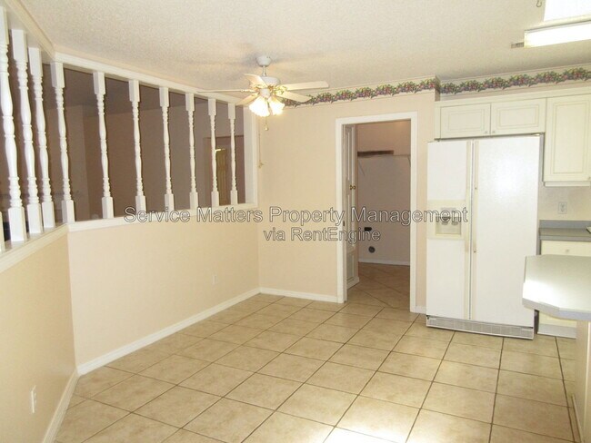Foto del edificio - 3714 Deer Creek Ln